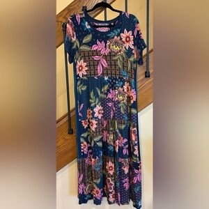 Johnny Was Delfino Tiered Cap Sleeve Maxi Dress Multi Color. SZ. Large Petite